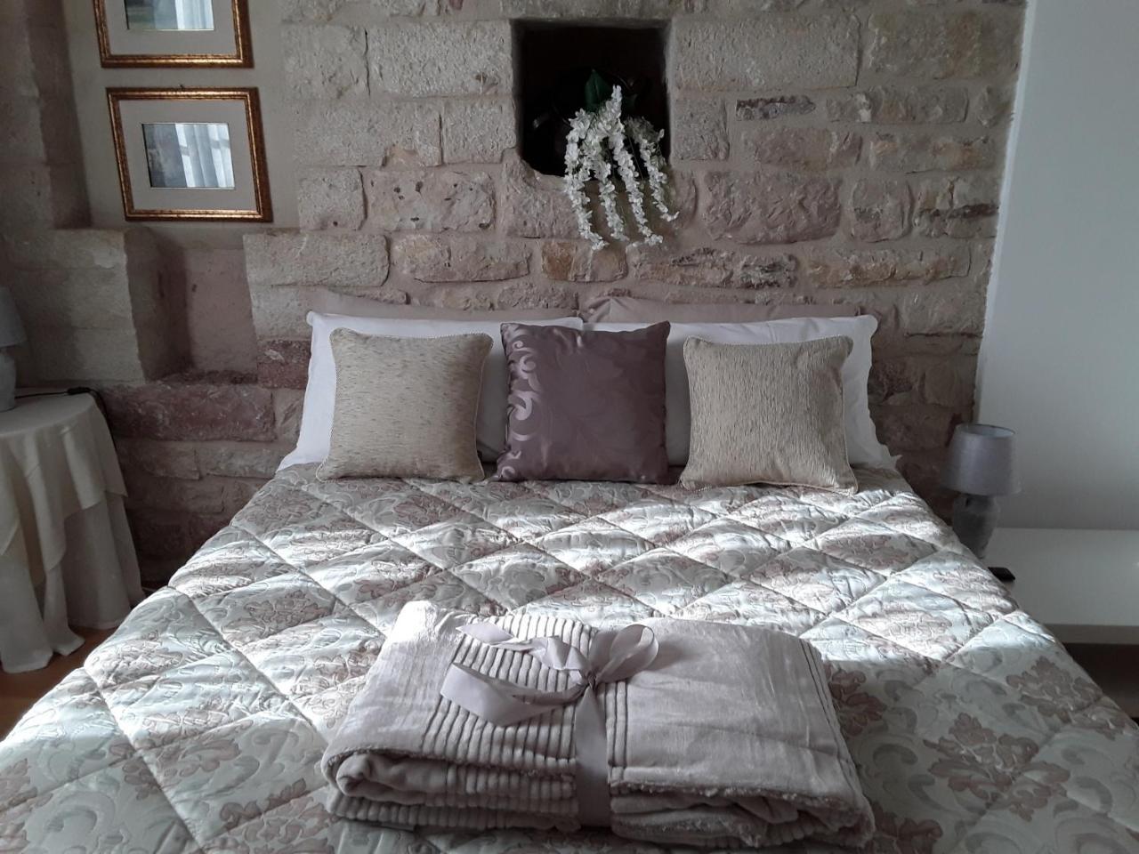 Suite אסיסי מראה חיצוני תמונה